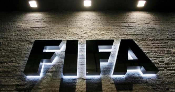 'فيفا' يتخذ قرارا جديدا بشأن كورونا