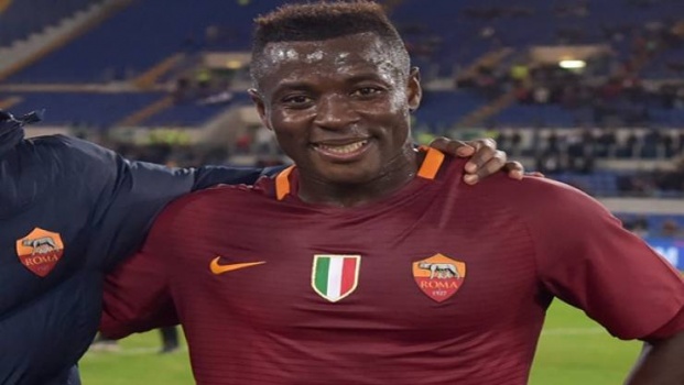 أزمة قلبية تودي بحياة لاعب روما السابق