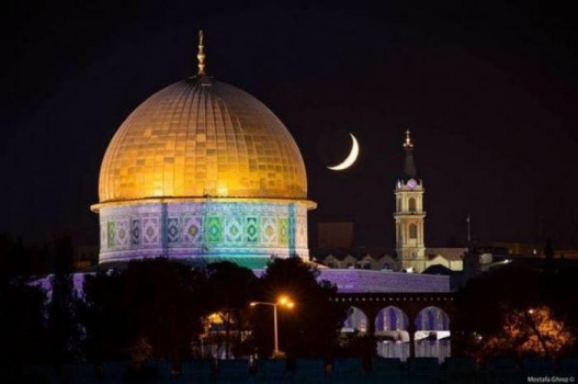 تحري هلال شوال يوم الجمعة .. مفتي فلسطين يجيز اداء صلاة العيد جماعة وفق ضوابط