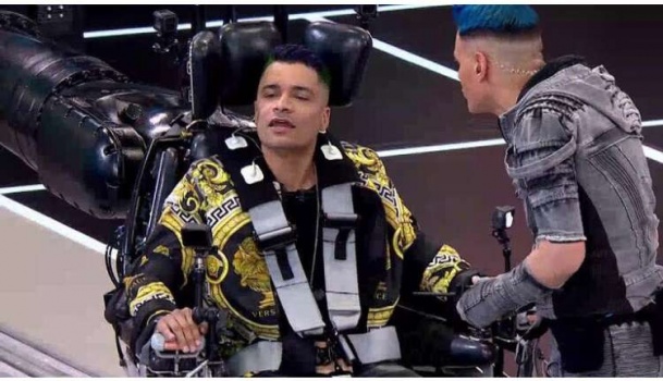 سعر صادم لملابس المطرب حسن شاكوش بعد السخرية منه في برنامج "رامز مجنون رسمي"