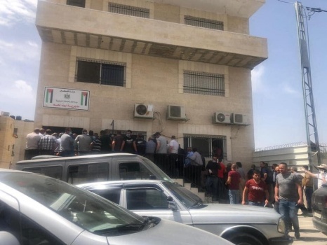 تصريحات هامة بخصوص اغلاق أو فتح دوائر الترخيص بعد ما شهدته من ازدحامات كبيرة من المراجعين