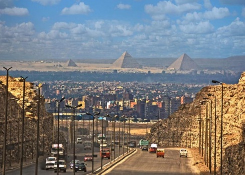 هزة أرضية تضرب محافظات مصرية