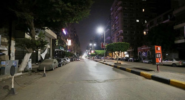 "مقلب" من الفنان المصري بيومي فؤاد يتسبب في احتجاز ابنه بكمين في فترة الحظر