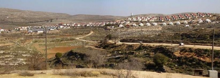 شق طريق يصل بين مستوطنتين بنابلس