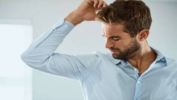 التعرق دون سبب علامة تحذيرية لخطر صحي