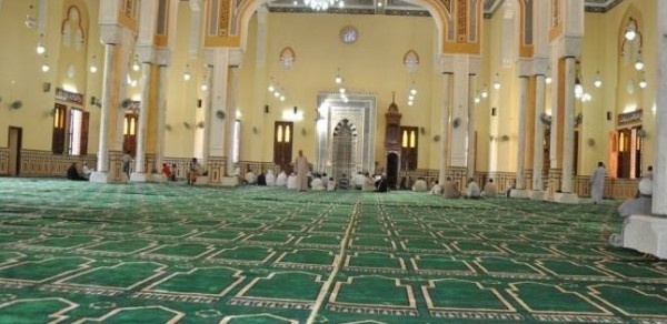 مصر: "الأوقاف" تُوضح حقيقة صرف ثلاثة مليارات جنيه على فرش المساجد