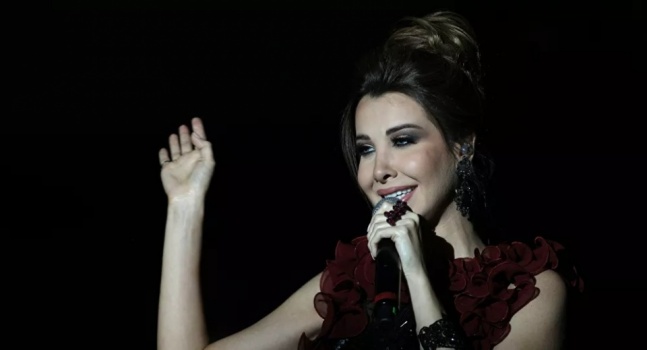 نانسي عجرم ترفض التعليم عن بعد