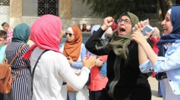 "التربية" تعلن أسماء العشرة الاوائل في الثانوية العامة