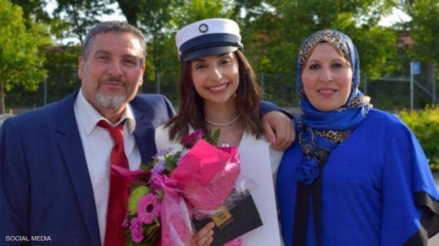 تعرف على الشابة الفلسطينية "ياسمين" التي حصلت على المرتبة الاولى بالثانوية العامة في الدنمارك