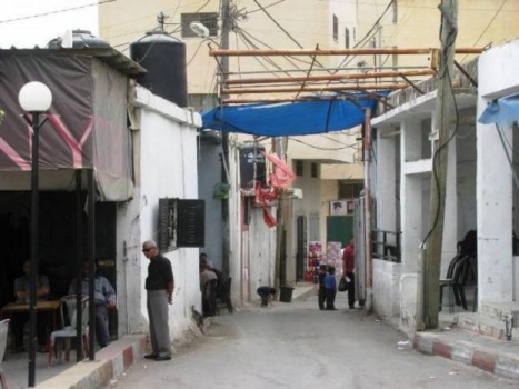 غنام: تشديد الاغلاق على مخيم الجلزون ﻿