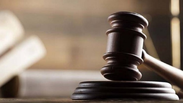 مصر.. السجن بحق طبيب أجرى عملية ختان لثلاث فتيات ومعاقبة والدهن