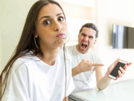 عوامل ضعف لدى الرجل يمكن أن تنفر المرأة منه