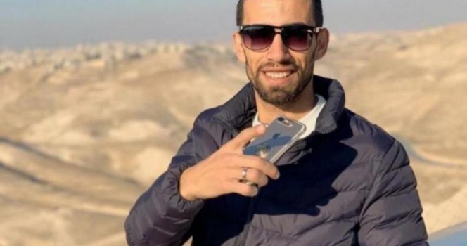 غانتس يرفض تسليم جثمان الشهيد عريقات... ويعارض تحرير جثامين الشهداء