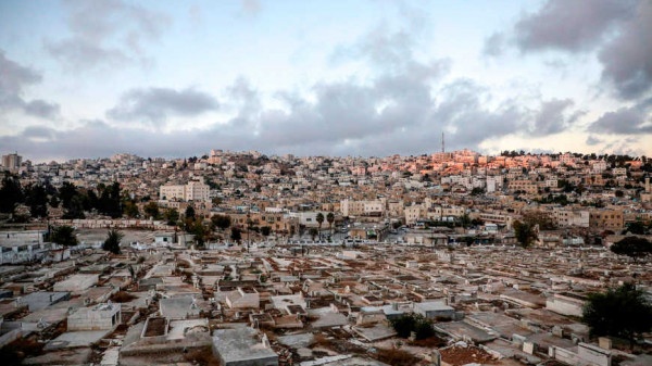 الصحة: فيروس (كورونا) بالخليل متفشٍ بصورة كبيرة والمصابون لا يلتزمون بالحجر المنزلي