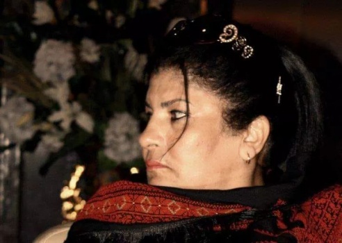 الموت يغيب الإعلامية الفلسطينية سامية فارس