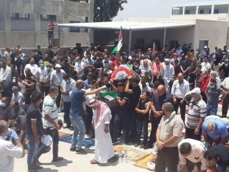 المئات يشعون الشهيد أبو يعقوب في كفل حارس شمال سلفيت