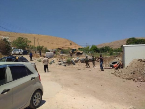 الاحتلال يهدم برك زراعية في الجفتلك في الأغوار الوسطى