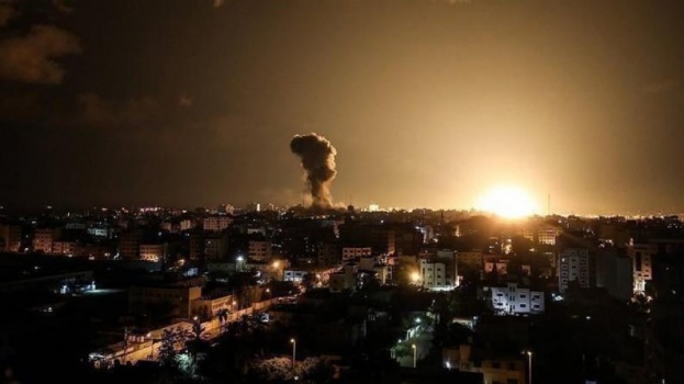 الاحتلال يستهدف مواقع للمقاومة جنوبي قطاع غزة فجر اليوم