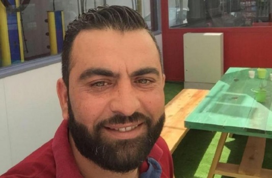 نجا بإعجوبة...العثور على شاب قذفه انفجار بيروت في البحر وبقي فيه لـ30 ساعة