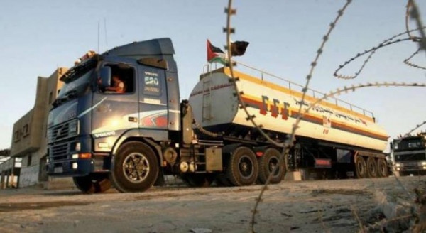 لأول مرة منذ سنوات.. جيش الاحتلال يوقف عمل جميع عمال الشركات بمعبر "كرم أبوسالم"