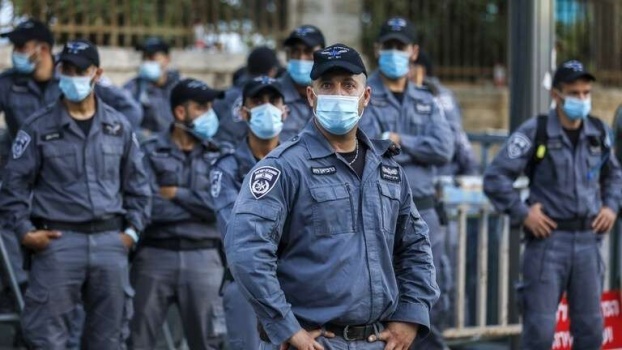 مع بلوغ حصيلة ضحايا كورونا عتبة الـ600 وفاة.. إسرائيل تفرض قيودا جديدة
