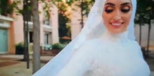 شاهد: انفجار بيروت يُفاجئ عروس لبنانية أثناء جلسة تصوير عرسها