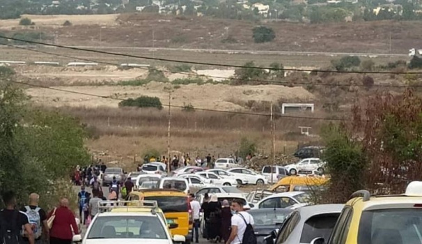 الاحتلال يغلق فتحة فرعون ويمنع المواطنين من الدخول الى الاراضي المحتلة
