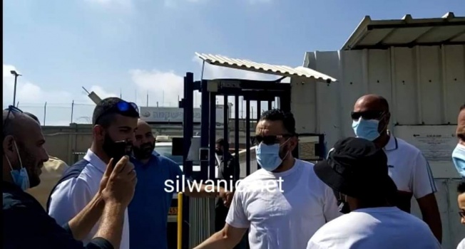 الاحتلال يفرج عن محافظ القدس ومدير المخابرات ونائب أمين سر "فتح" بالعيزرية