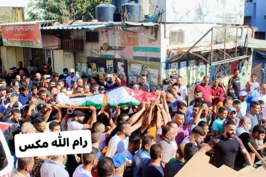 الآلاف يشيعون جثمان الشهيدة سمودي في مخيم جنين