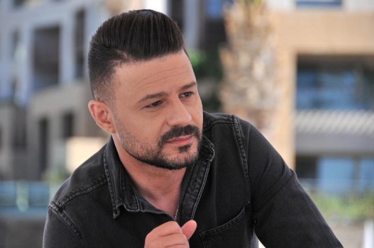 شاهد- أغنية لعمار حسن ردا على "خذني زيارة لتل أبيب"