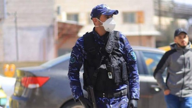 شرطة رام الله توقف 7 من اصحاب المطاعم لعدم الالتزام بإجراءات الوقاية