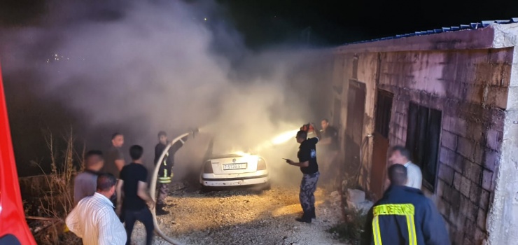 الدفاع المدني يخمد حريق اندلع بـ5 مركبات في جنين