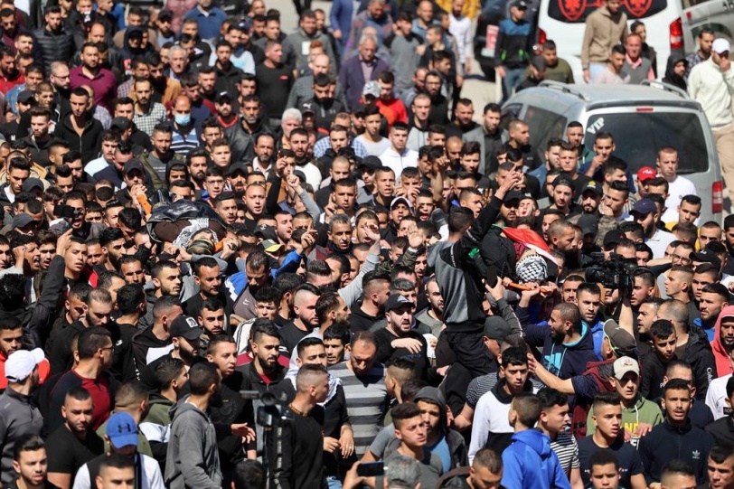 بالصور تشييع 4 شهداء بالضفة الغربية