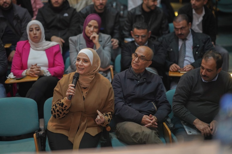 رجل الأعمال سامر الفاخوري يقدم محاضرة في الريادة والأعمال لطلبة جامعة القدس