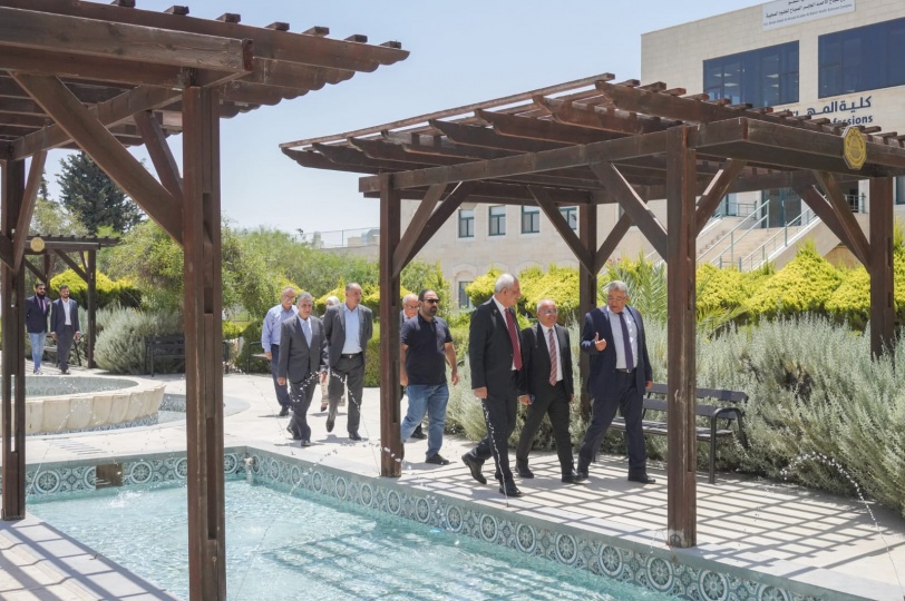 محاضرة لرئيس ترك بارتر الدولية محمد شيمشيك في جامعة القدس حول الاقتصاد الجديد والاتحاد التجاري الإسلامي