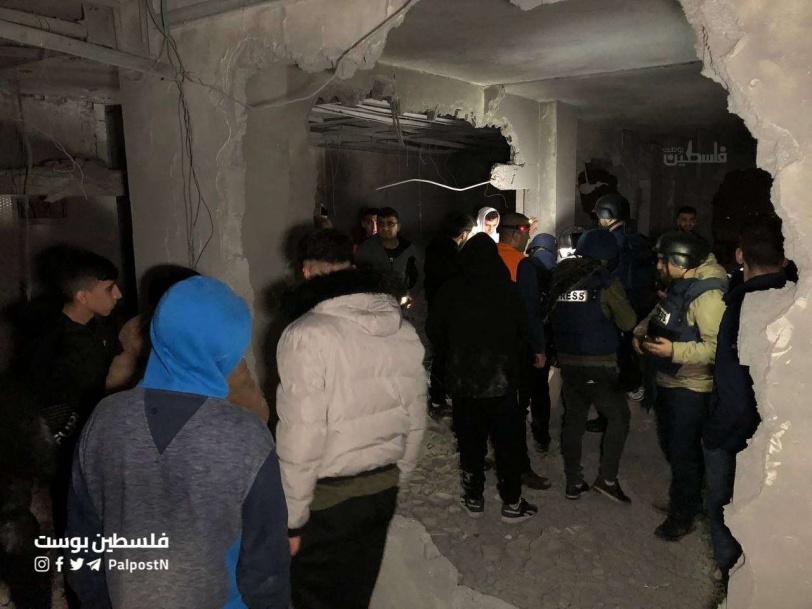 صور....الاحتلال يفجر منزل الشهيد معاذ المصري في مدينة نابلس 