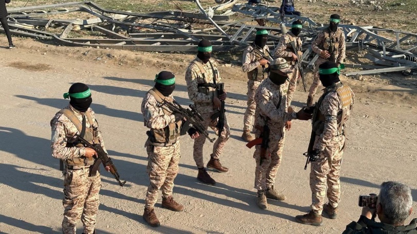 من أمام منزل السنوار وبمخيم جباليا.. بدء الاستعدادات بغزة لتسليم الأسرى الإسرائيليين