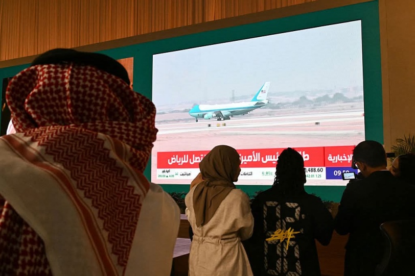 بالصور: الرئيس الأمريكي يصل الى السعودية