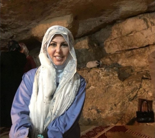 بالصور : الاعلامية الكويتية فجر السعيد تزور الأقصى وترتدي الحجاب