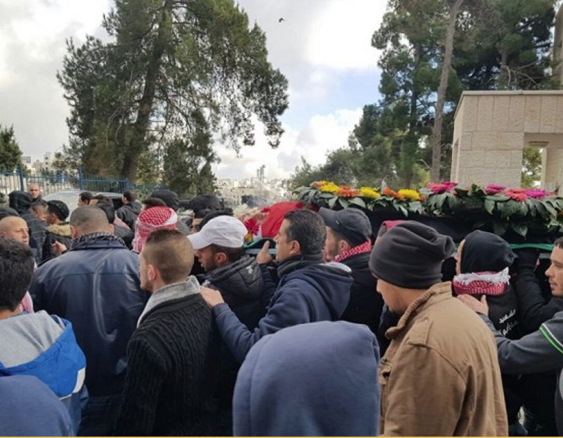 شهداء اوجعوا القلوب..بالصور:تشييع جثماني الشهيدين أبو قرع والشيخ في رام الله
