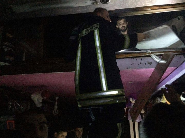بالصور.. طواقم الدفاع المدني الفلسطيني تتعامل مع عدة حوادث وحالات تقديم مساعدة في مدن الضفة