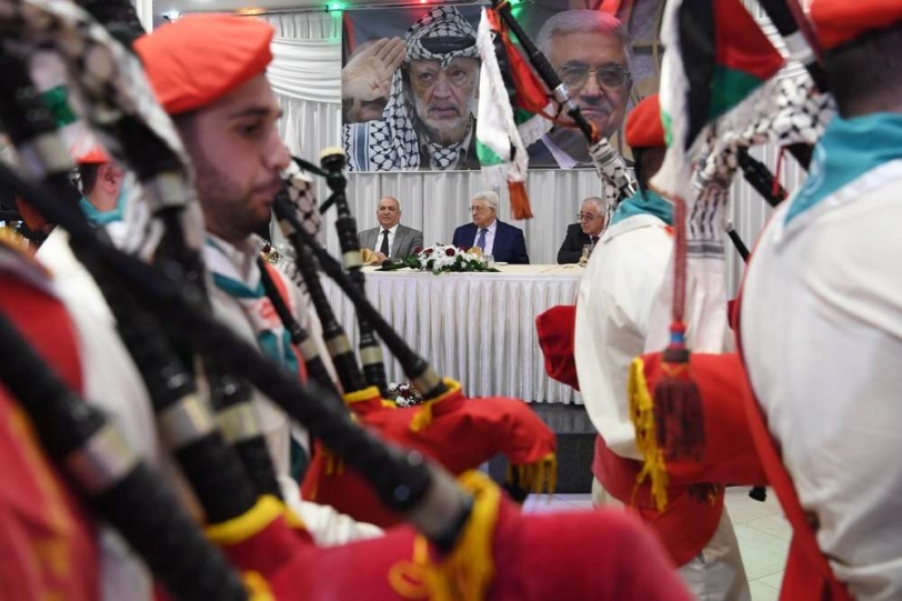 بالصور...الرئيس يفتتح شارعي المطران كابوتشي ومحمود عباس في بيت ساحور