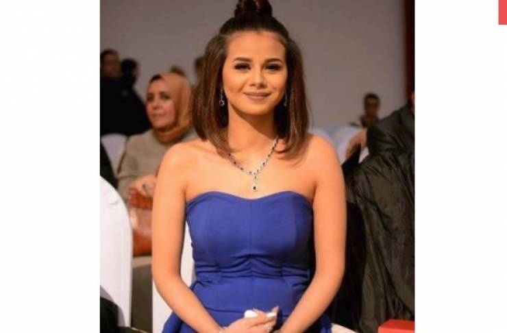 فيديو| منة عرفة تصدم الجميع بعمرها الحقيقي!
