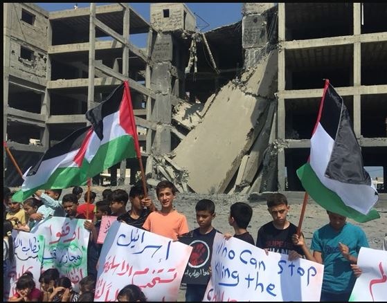 شاورما وسيلفي.. وذكريات كثيرة ترحل مع الصديقين