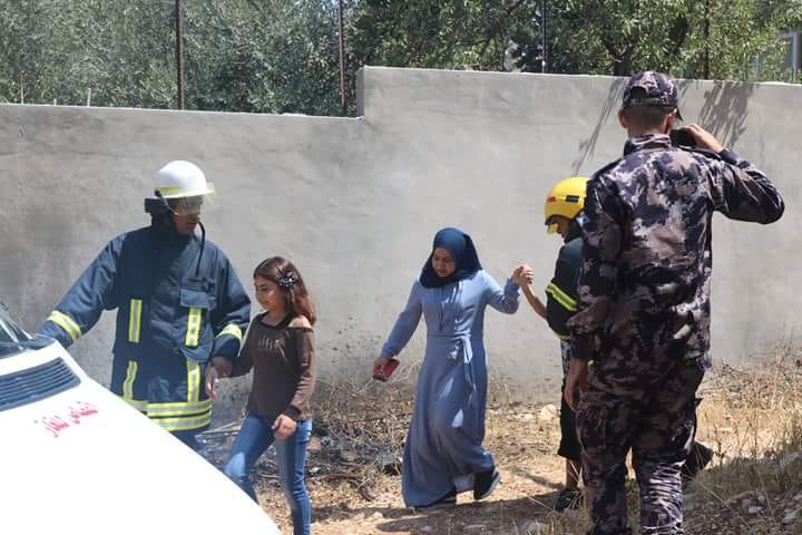 بالصور..الدفاع المدني ينفذ مناورة تحاكي وقوع زلزال في بلدة الرام