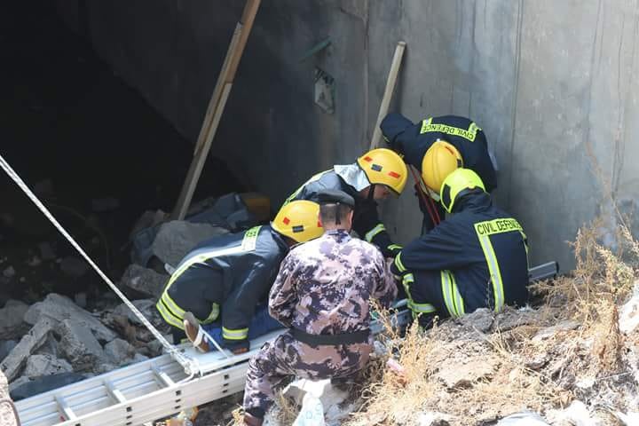بالصور..الدفاع المدني ينفذ مناورة تحاكي وقوع زلزال في بلدة الرام