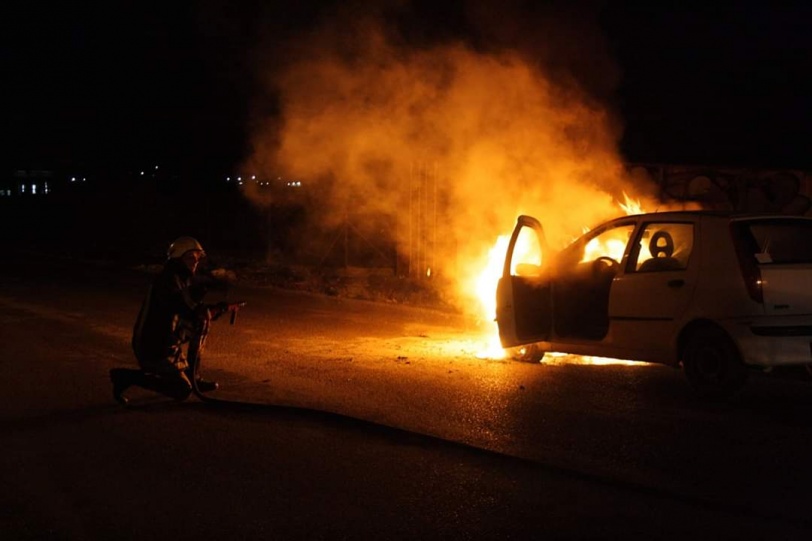 صور...الدفاع المدني يخمد حريق مركبة في بلدة السيلة الحارثية غرب جنين