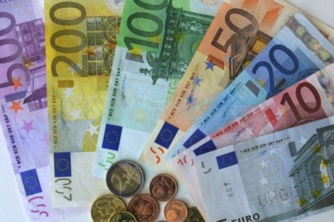 للإشتباه بتزيفها…تحذير للمواطنين الفلسطينيين خلال التعامل بعملة "اليورو"